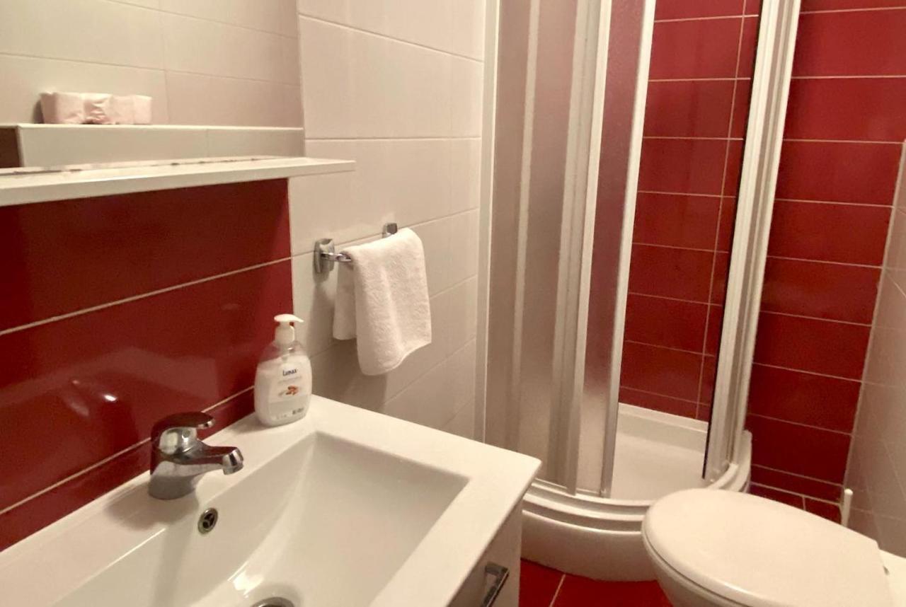 נאום Apartments Domane Nenad מראה חיצוני תמונה