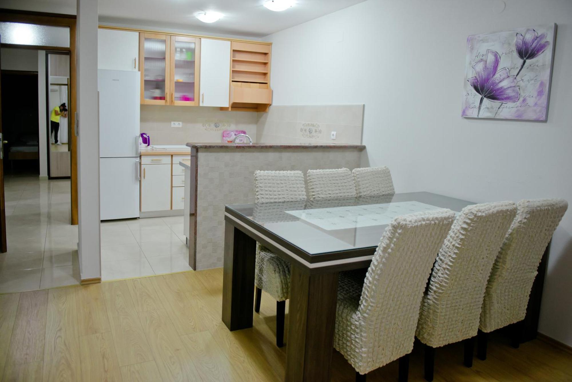 נאום Apartments Domane Nenad מראה חיצוני תמונה