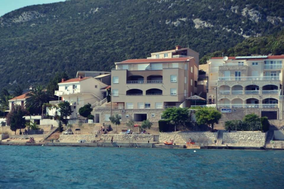 נאום Apartments Domane Nenad מראה חיצוני תמונה